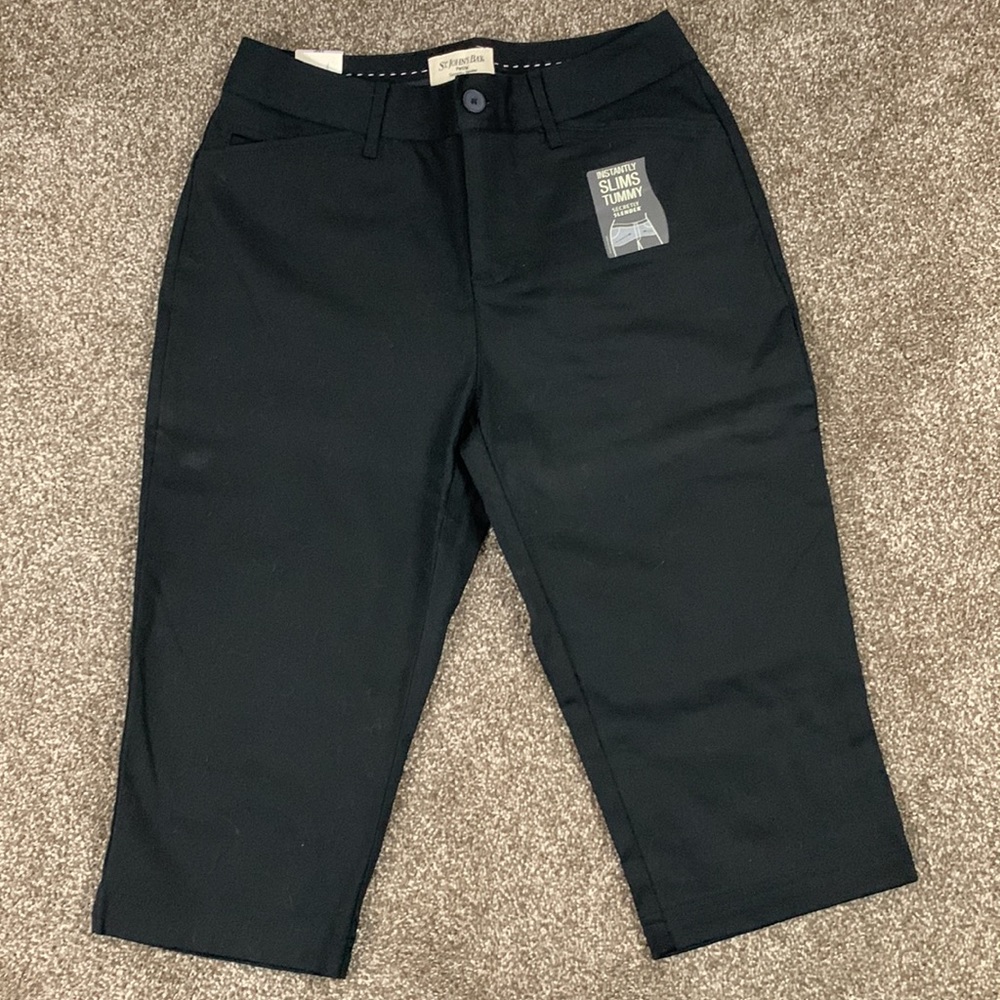 ❤️ NWT St. John’s Bay Capris Petite Secretly Slender Size 10P Black